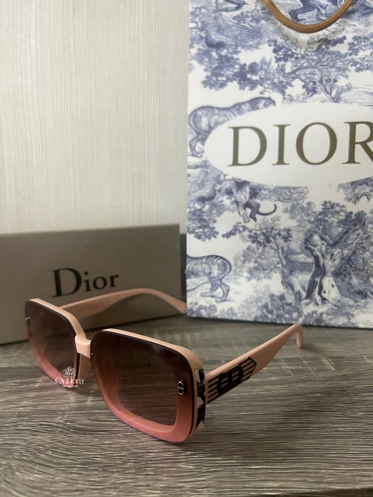 نظارة ديور  (بدون ملحقات, بدون تنسيق)