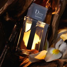 [1] ديور
ماء عطر ديور أوم إنتنس 150  مل