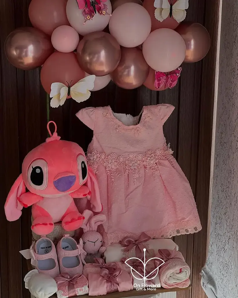 تنسيق استاند فقط بدون هدايا جانبيه ❕️
(بإمكانك تعديل خصائص الهديه المعروضه و أضافة الهدايا الجانبيه ان أردت ✅️ )* 