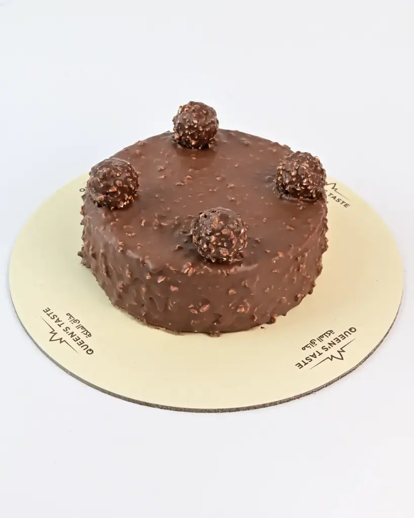 ميني فيريرو روشيه كيك
 من مذاق الملكة 