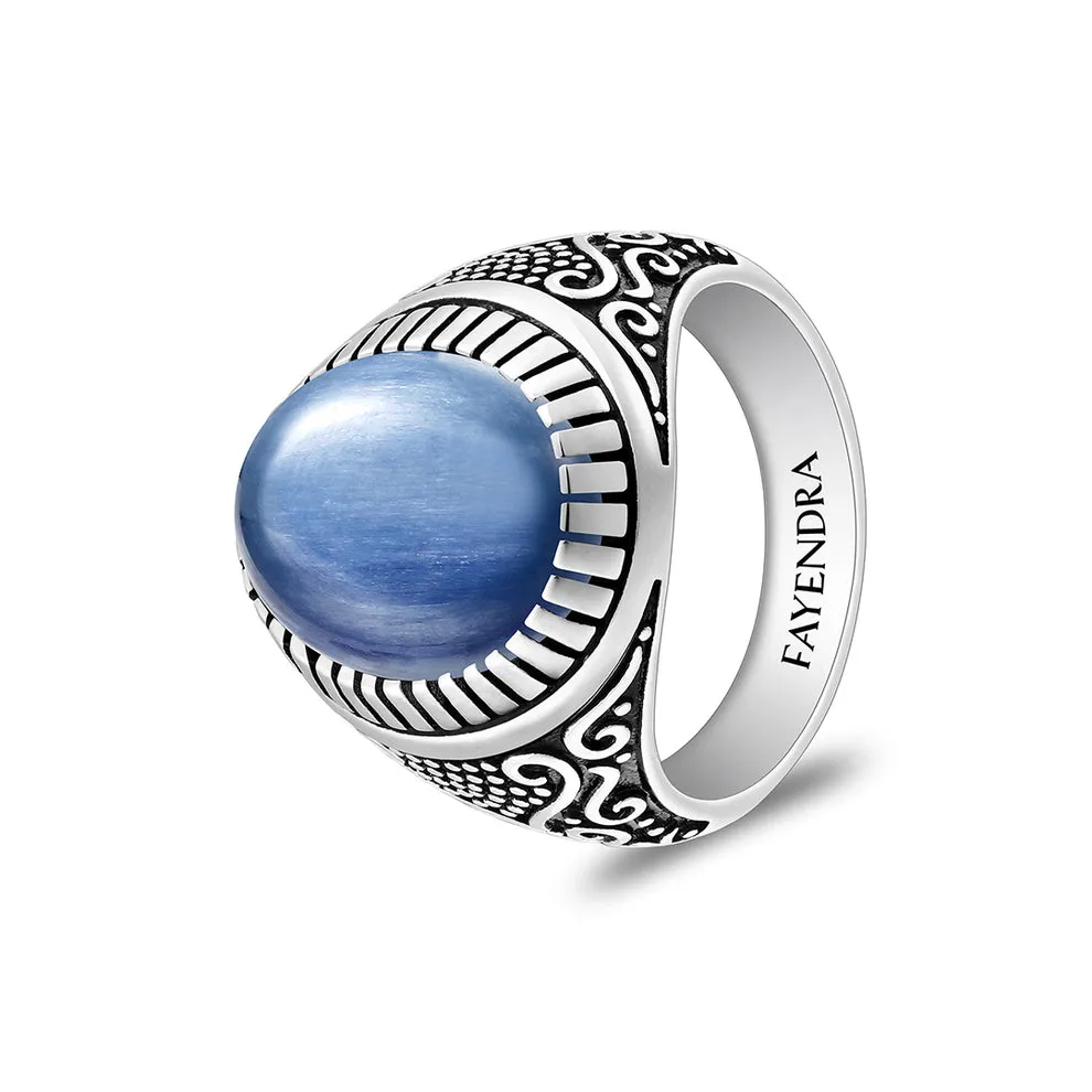 فايندرا

خاتم رجالي من الفضة الخالصة عيار 925 مطلي روديوم و اسود مرصع احجار كيانيت طبيعي كابشون