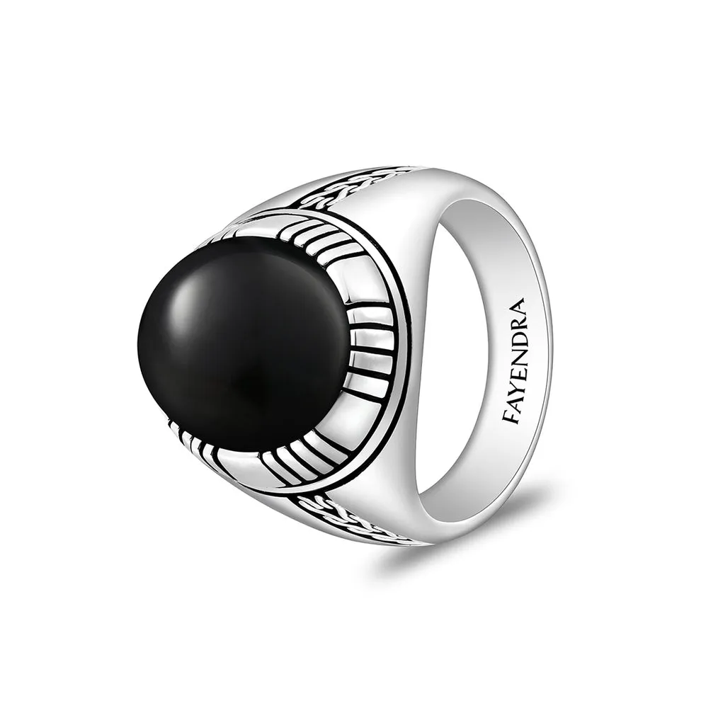 فايندرا

خاتم رجالي من الفضة الخالصة عيار 925 مطلي روديوم و اسود مرصع احجار عقيق اسود طبيعي كابشون