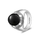 فايندرا

خاتم رجالي من الفضة الخالصة عيار 925 مطلي روديوم و اسود مرصع احجار عقيق اسود طبيعي كابشون