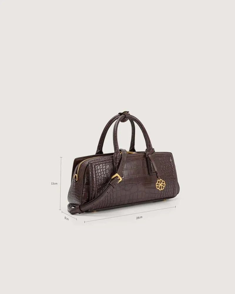 توفير شنطة صفاء النسائية جلد بلون بني من زايروس خلال ساعه أو ربما أقل مناسب جداً لتقديمة كهديه (بدون تنسيق)