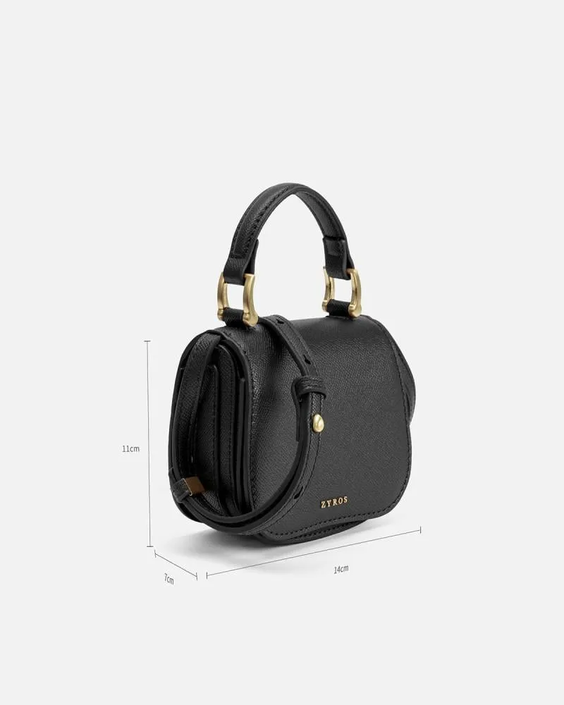 توفير شنطة بمقاس صغير تناسبك في كل يوم بلونها الأسود من زايروس خلال ساعه أو ربما أقل مناسب جداً لتقديمة كهديه (بدون تنسيق)