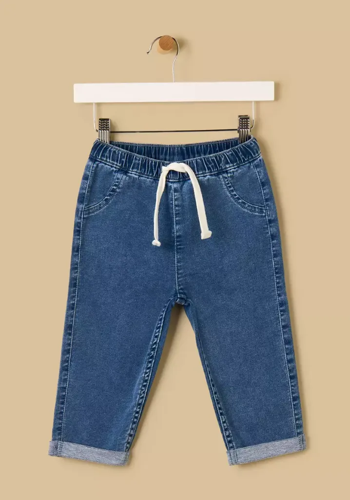 توفير ملابس بنطلون جينز بقصة مريحة من ماكس خلال ساعه أو ربما أقل مناسب جداً لتقديمة كهديه