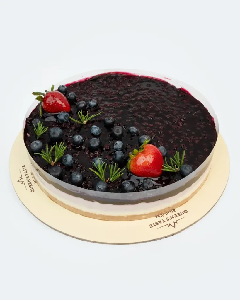 توفير تشيز كيك بلوبيري مع الفراولة ( من مذاق الملكة ) خلال ساعه أو ربما أقل مناسب جداً لتقديمة كهديه